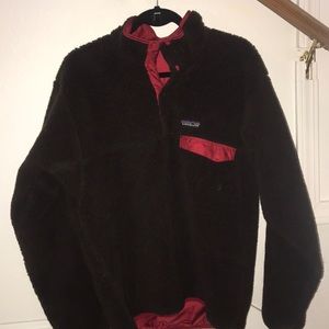 Patagonia Chocolate Fur Red Interior SIZE M